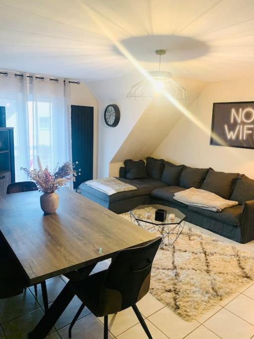Charmant Appartement 2 Pieces Mundolsheim ภายนอก รูปภาพ